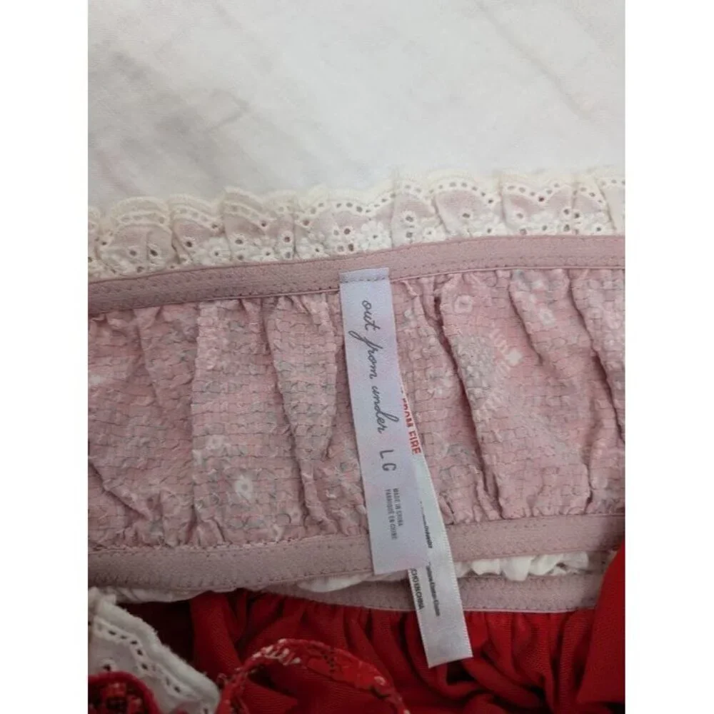 Out from Under women's size Large classic bandana print tube top red white T26 - Picture 4 of 7